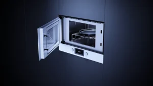 מיקרוגל קומפקטי עם 6 פונקציות וגריל – גובה נישה 38 ס"מ ודלת על צירים מימין