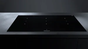 כיריים אינדוקציה 80 ס"מ עם Miradur® עם 3 אזורי Flex ו-glideControl